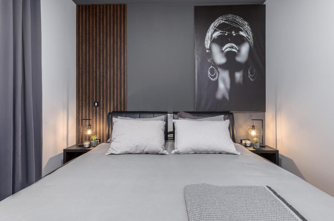 Lux Apartment Teo - New Pula Luaran gambar