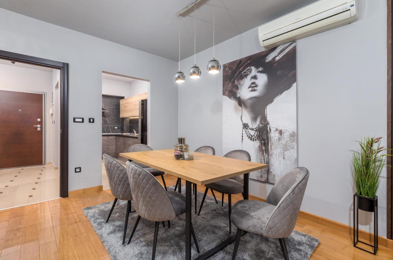 Lux Apartment Teo - New Pula Luaran gambar